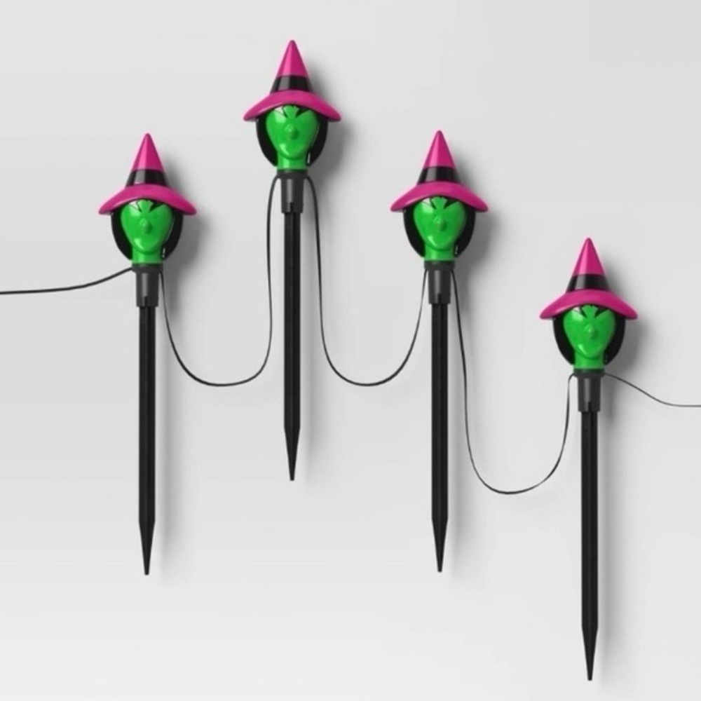 NIB. HYDE & EEK! Motion Activated Animated Witch Stake Lights